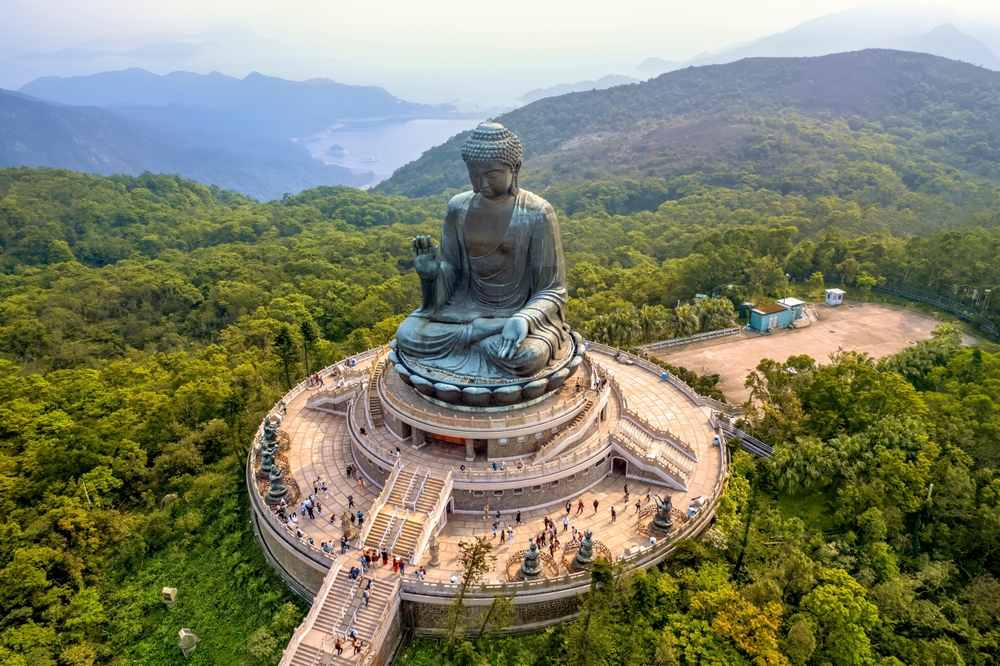 Seni Patung Tian Tan Buddha