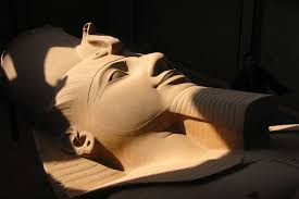 Patung Firaun Ramses II