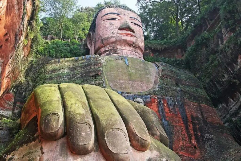 Patung Buddha Leshan